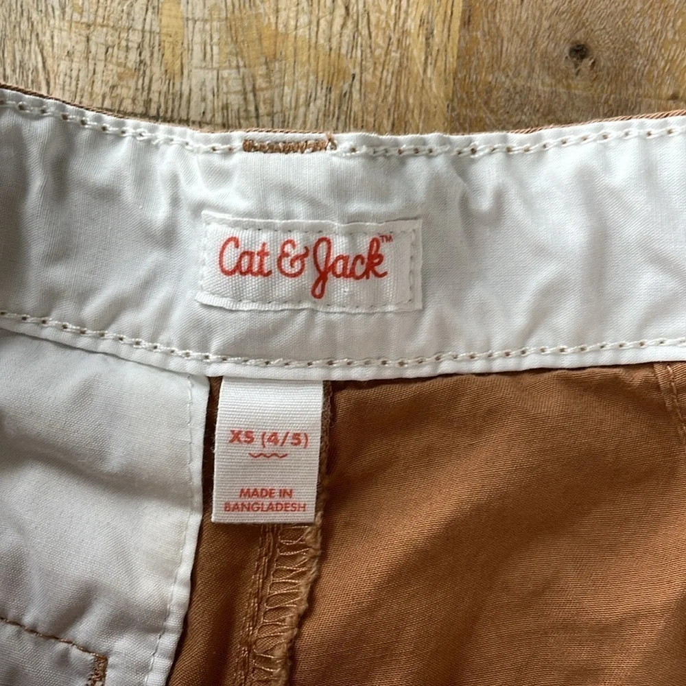 Cat & Jack boy’s shorts XS(4/5)